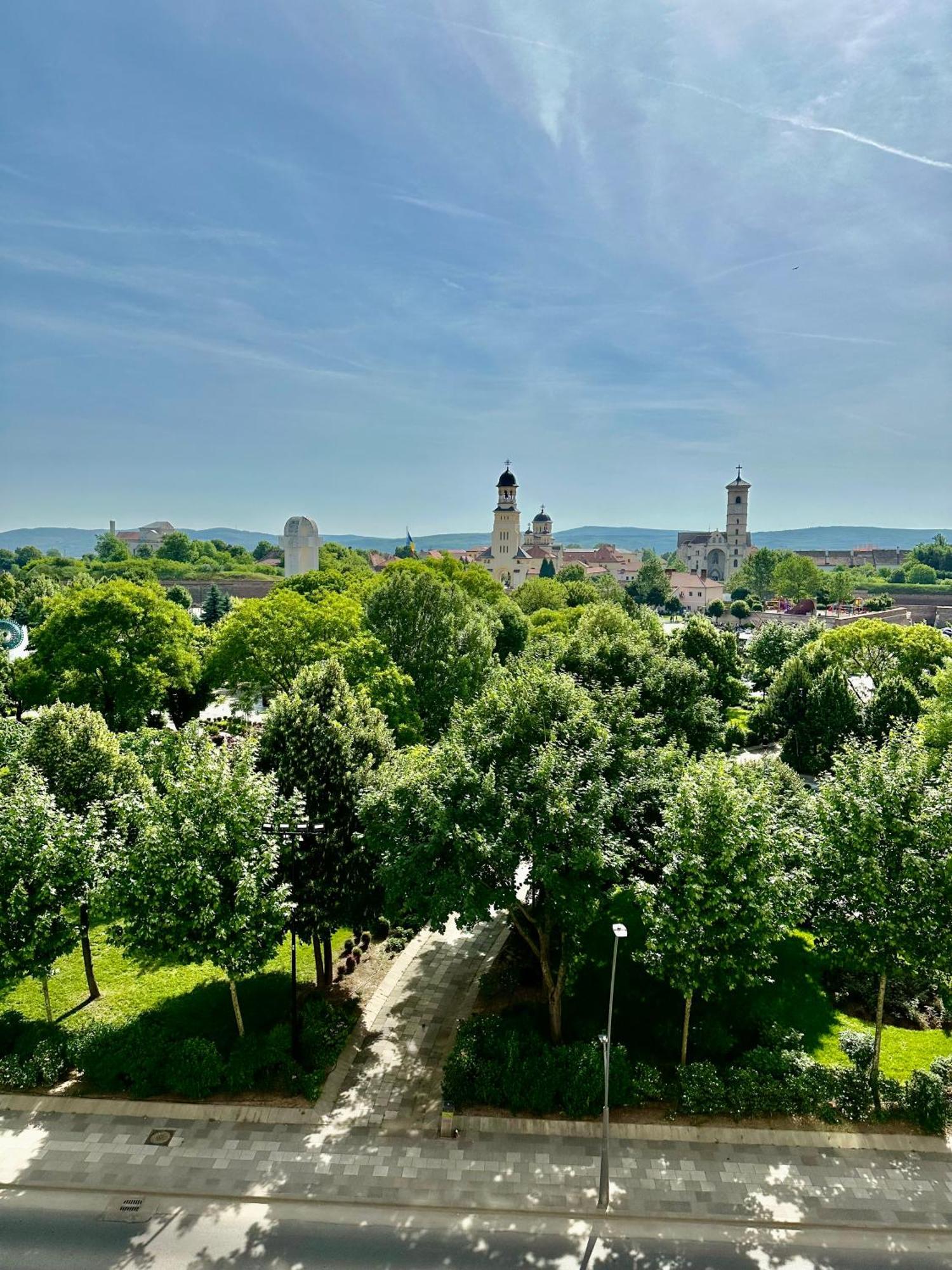 Tim View Apartament Apartment Alba Iulia Exterior photo